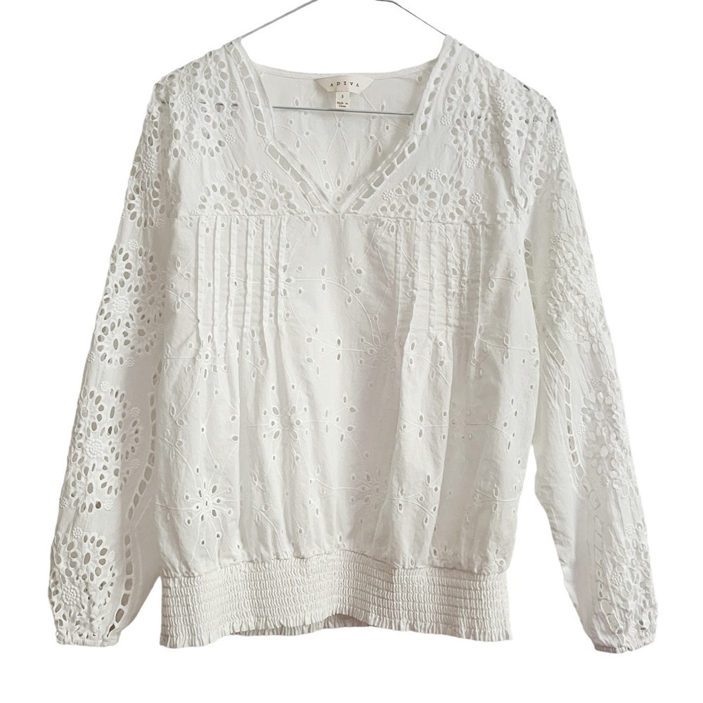Adiva White Relaxed Lace Blouse with Long Sleeves